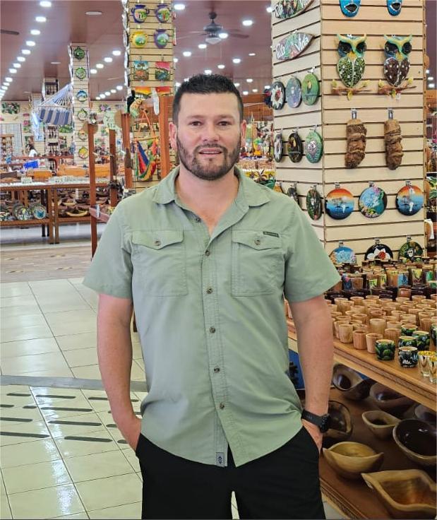 Michael Jimenez - Expert Naturalist Guide